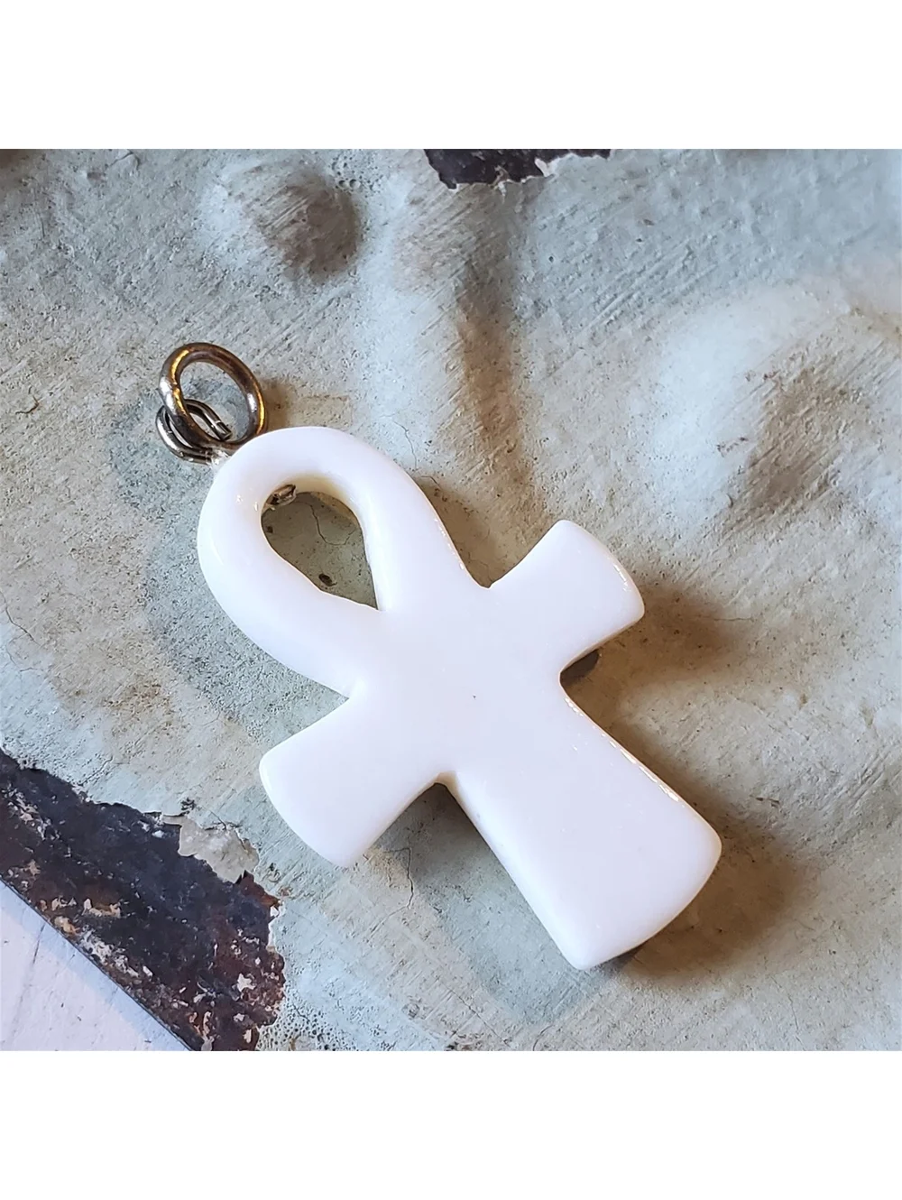 Hand Carved India Ankh Amulet Talisman White Camel Bone Pendant for Necklaces